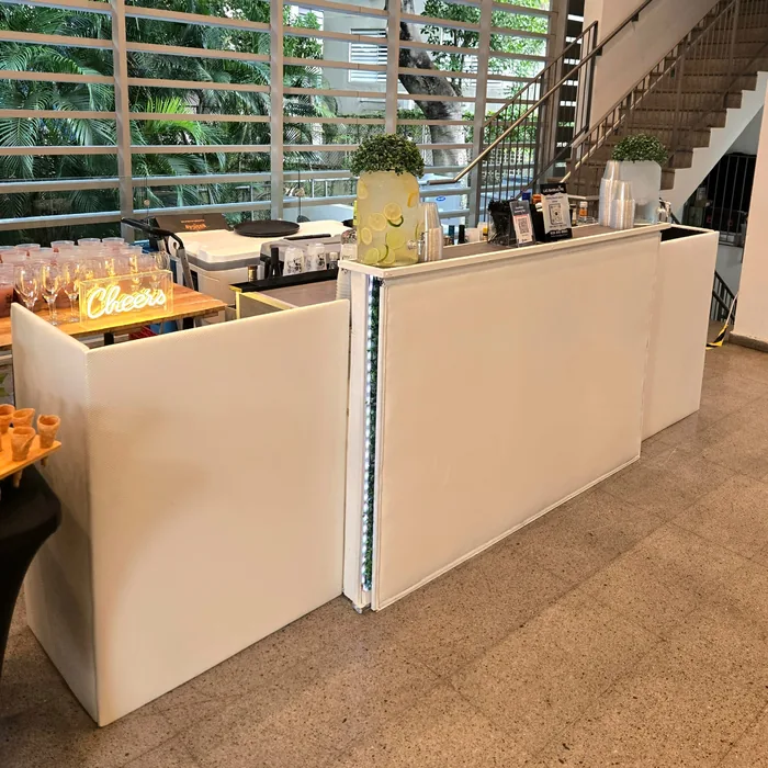Barra Blanca Doble — Barras Events Group