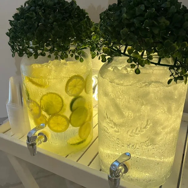 Estación de Agua Frutada — Barras Events Group